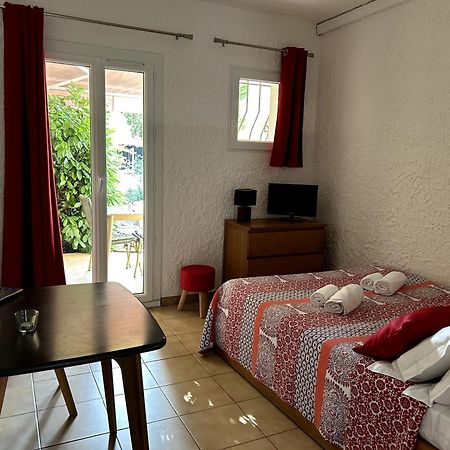 Le Clos Des Arbousiers Linguizzetta Exteriér fotografie